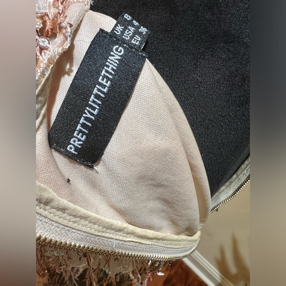 PrettyLittleThing Rose Gold Tassel Sequin Plunge Jumpsuit US 4 - Picture 6 of 11